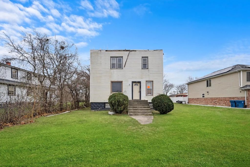 1905 W 142nd Street, Dixmoor