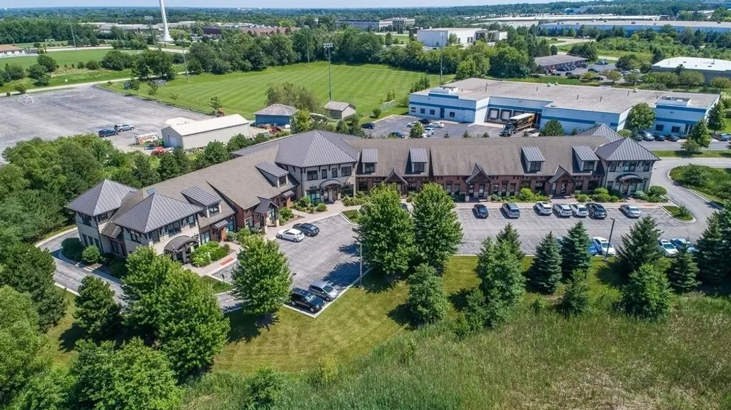 1232 American Way 1266, Libertyville