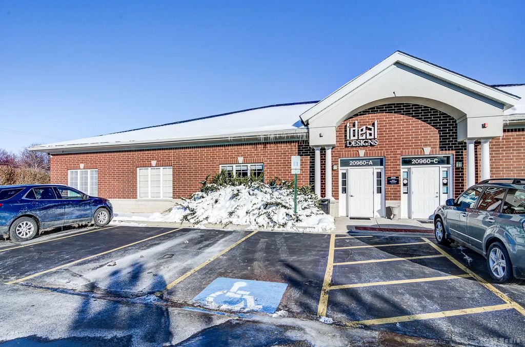 20960 S Frankfort Square Road A, Frankfort