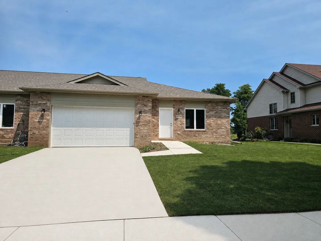 26740 W Old Kerry, Channahon