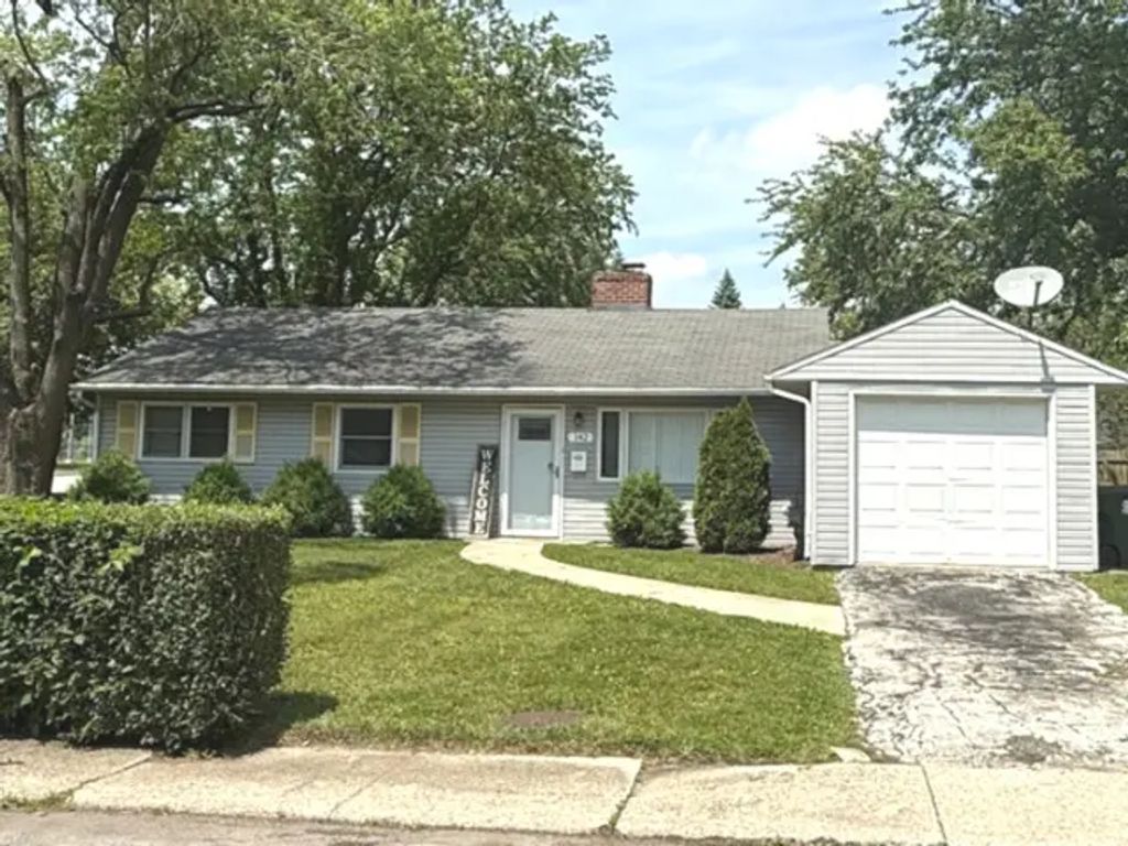 142 Marquette Street, Park Forest