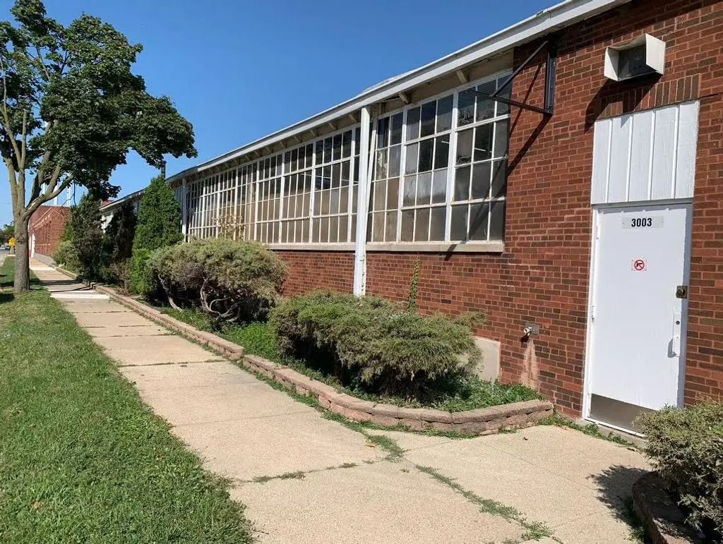 3000 Madison Street, Bellwood
