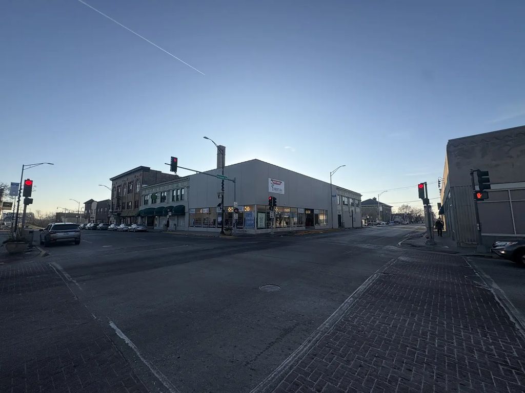 13102 S Western Avenue, Blue Island