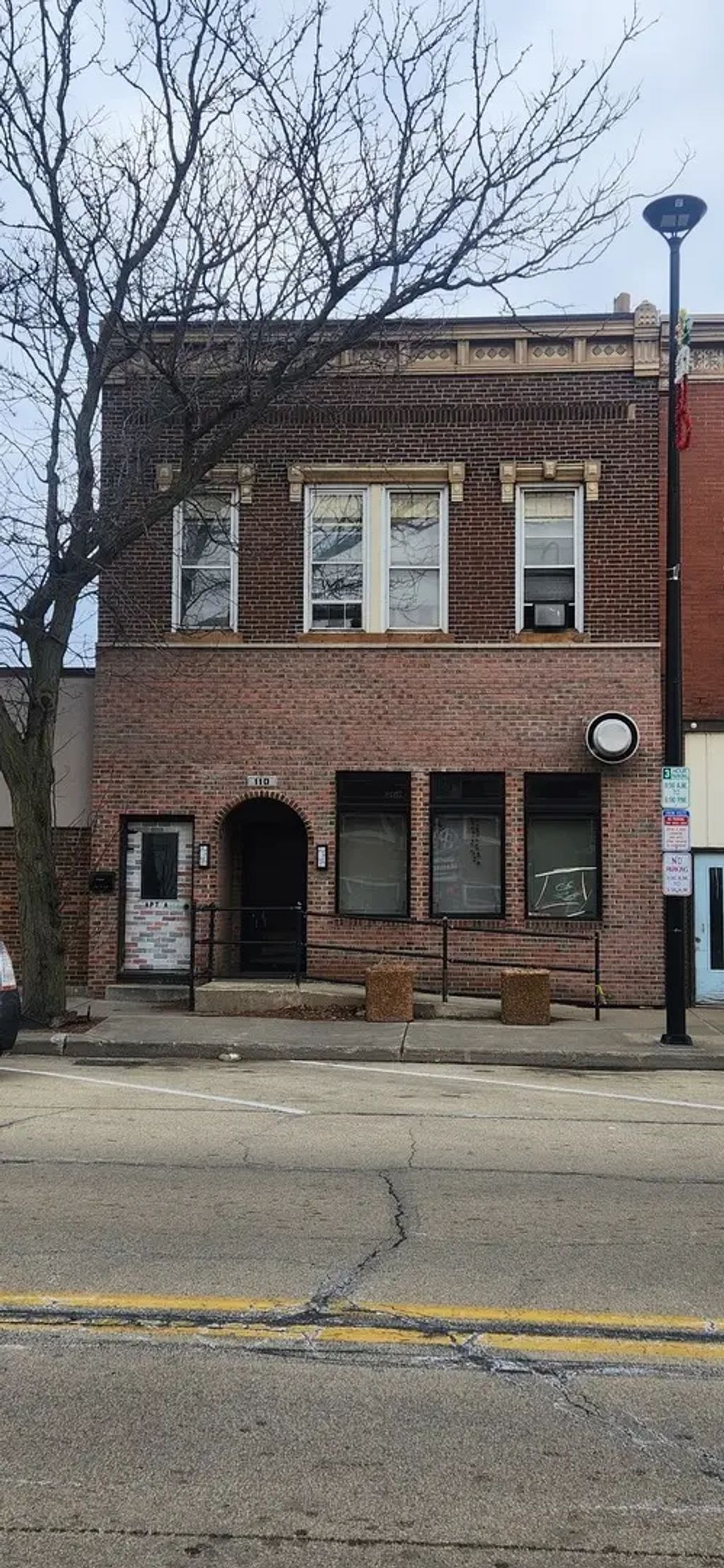 110 W 2nd Street, Rock Falls