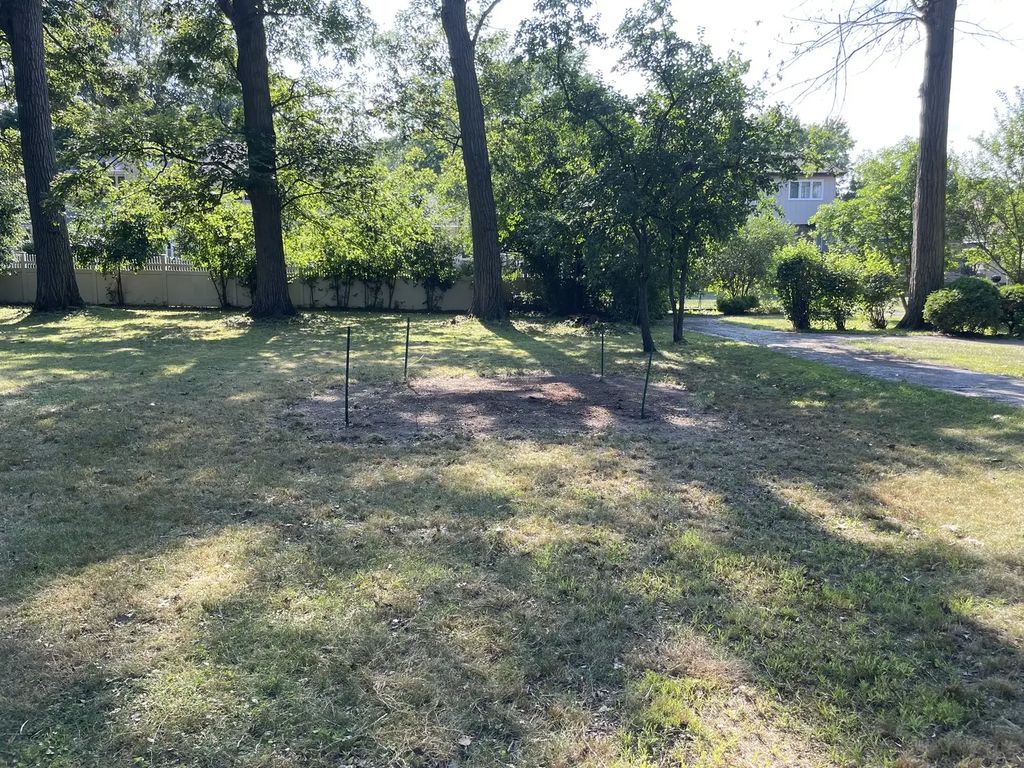 12330 S Ridgeland Avenue, Palos Heights