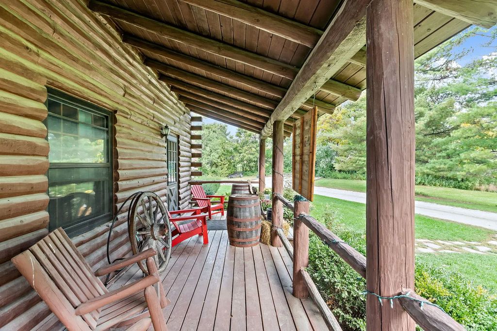 29650 N Garland Road, Wauconda