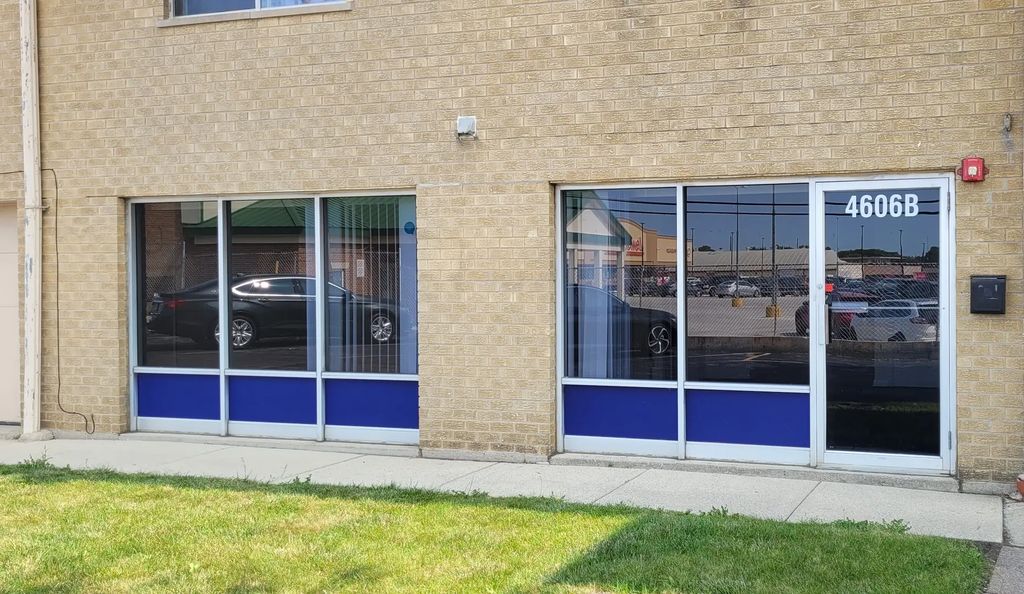 4606 W 103rd Street B, Oak Lawn