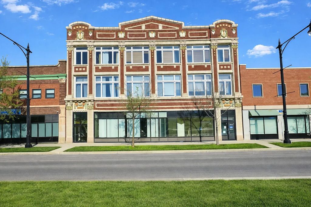 2542 W North Avenue, Chicago