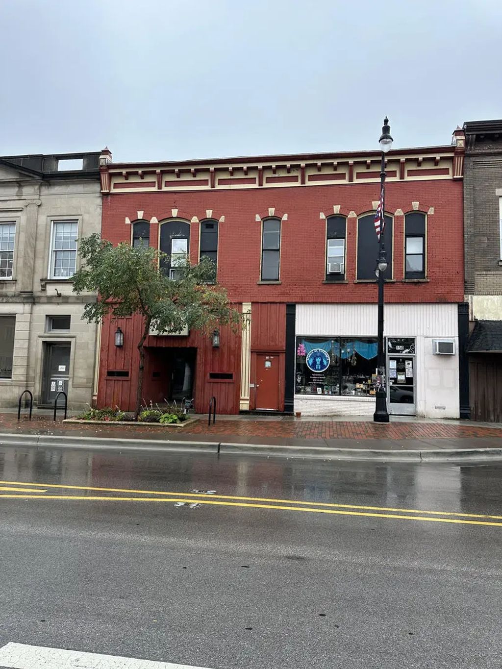 156 E Lincoln Highway, DeKalb