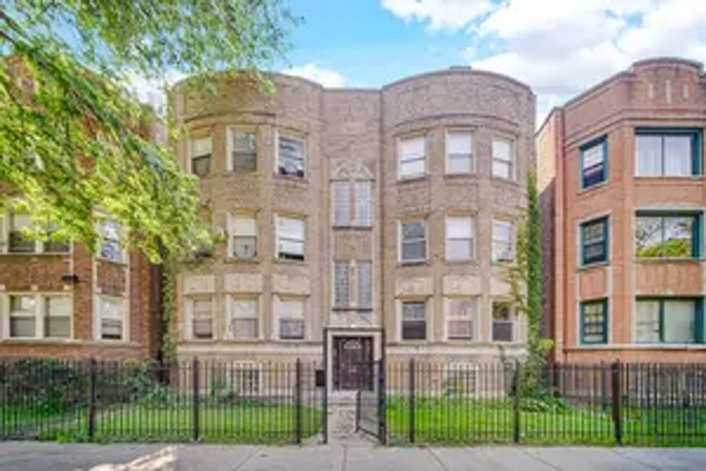 8142-8146 S Maryland Avenue, Chicago, 60619