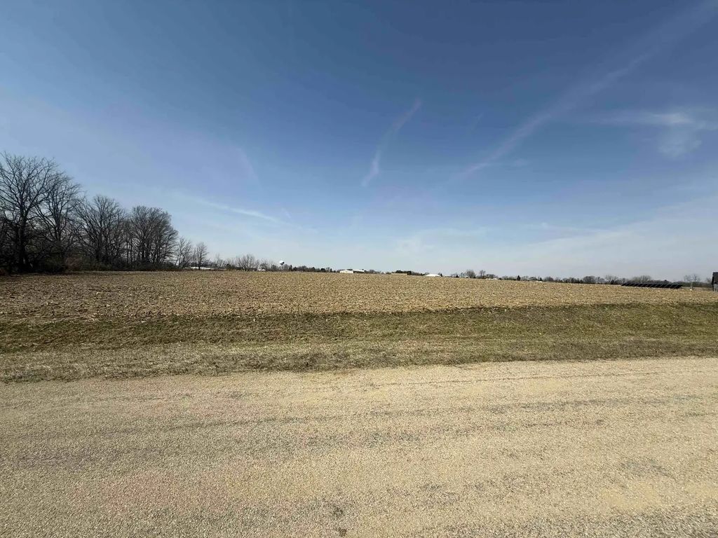 5314 N Timber Ridge Road, Lena