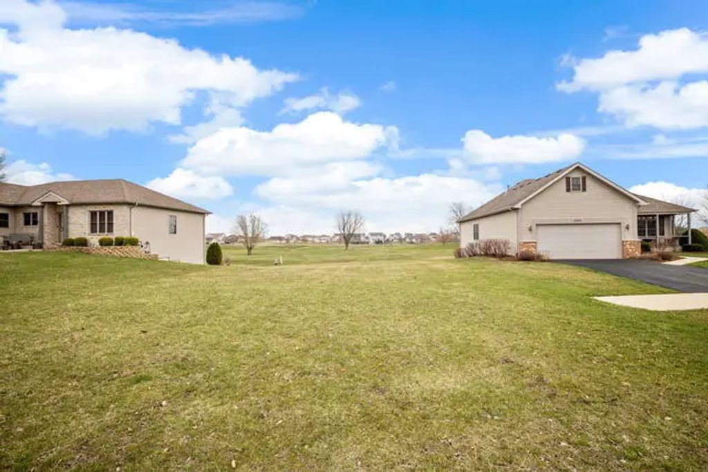 29871 Blue Heron Boulevard, Beecher