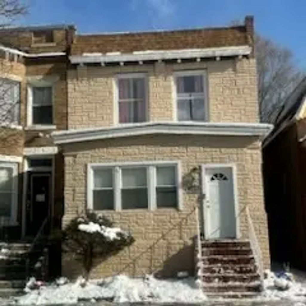7225 S Saint Lawrence Avenue, Chicago