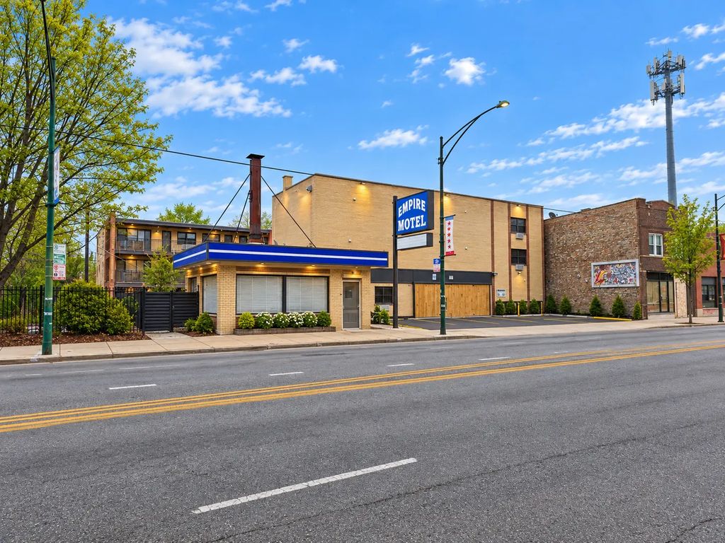 7621 S Cottage Grove Avenue, Chicago