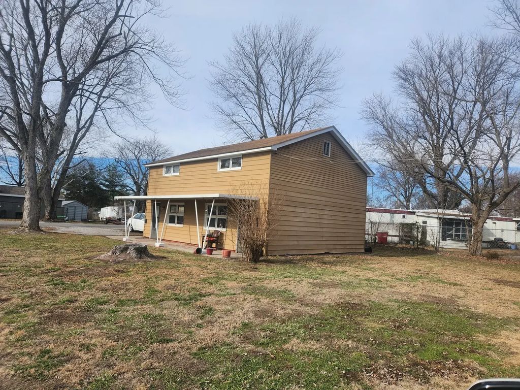 1024 N Hickory Street, Duquoin