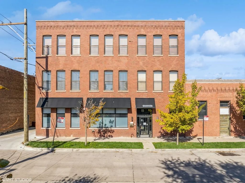 1348 W Concord Place, Chicago, 60622