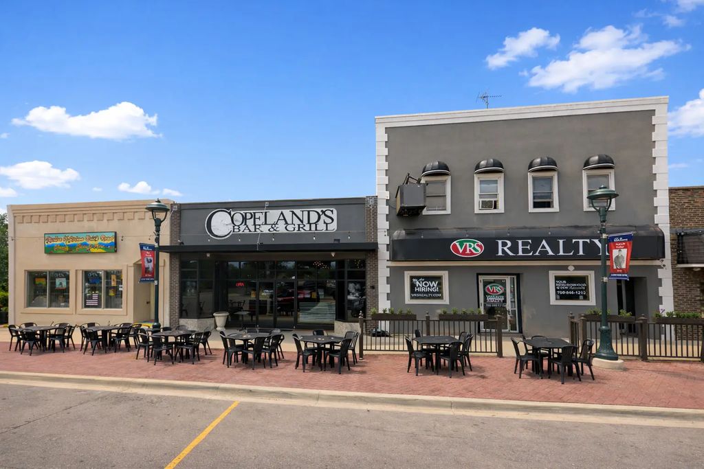 49-63 N Main Street, Manteno