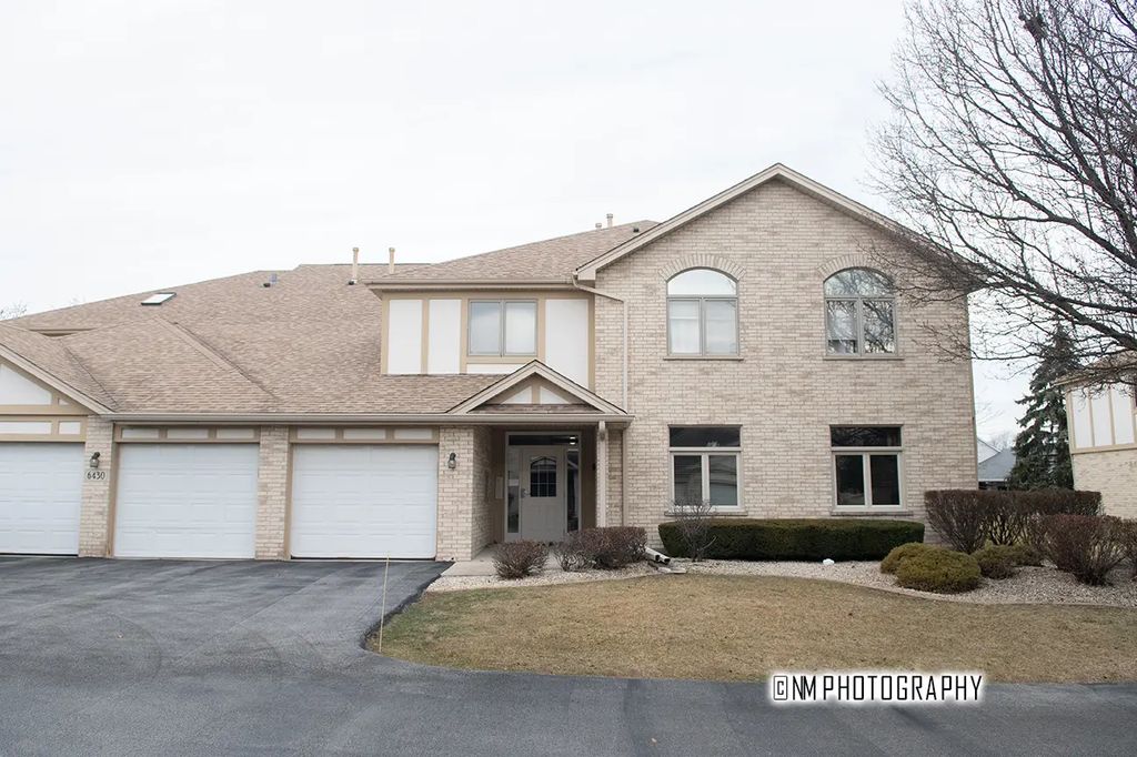 6430 Pine Cone Drive 4, Tinley Park