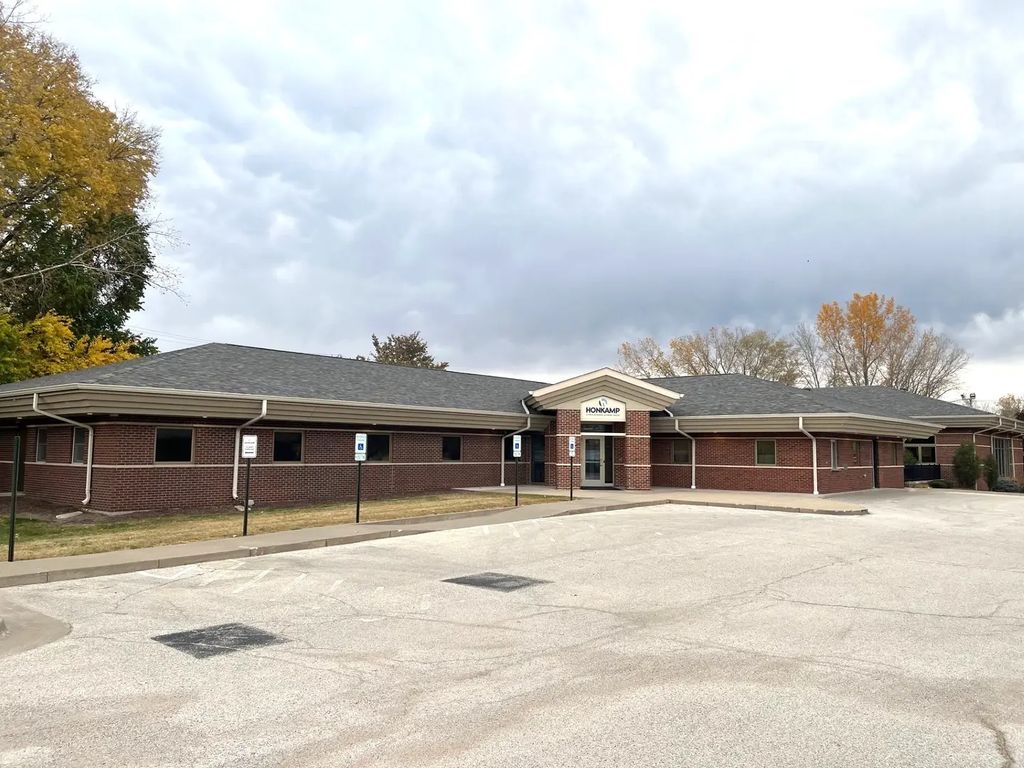 908 W 35th Street, Davenport