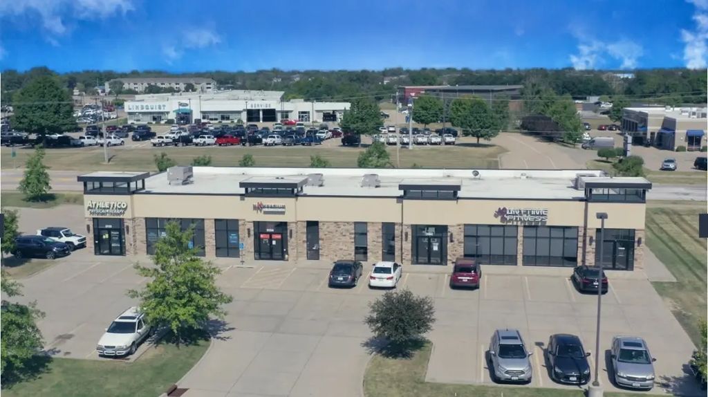 3260 Ridge Pointe Road, Bettendorf