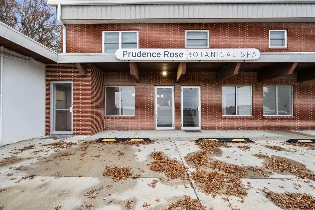 102 Townsedge Road 201, Kewanee