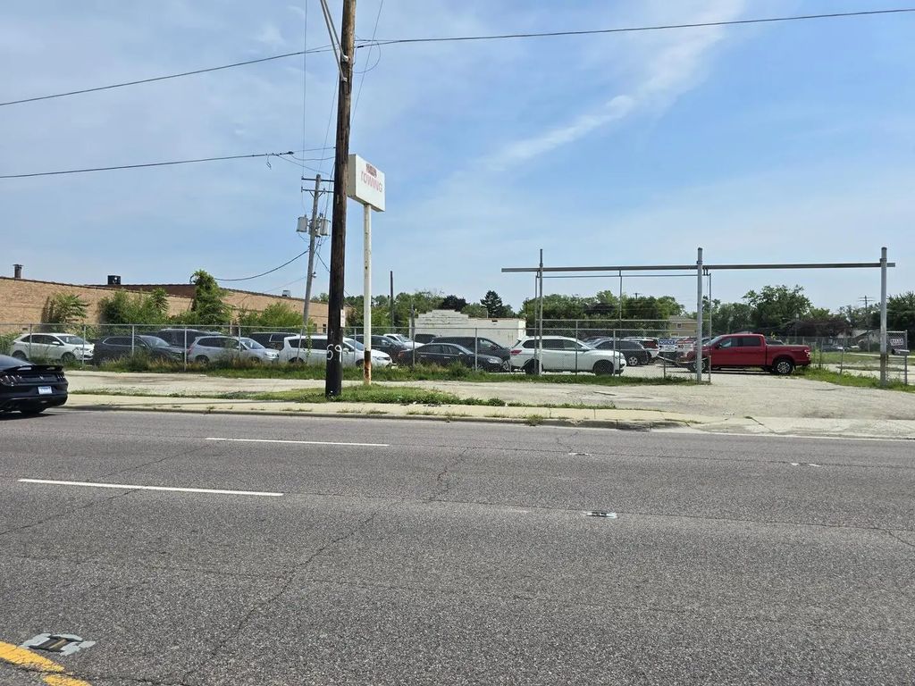 2305 N Mannheim Road, Melrose Park