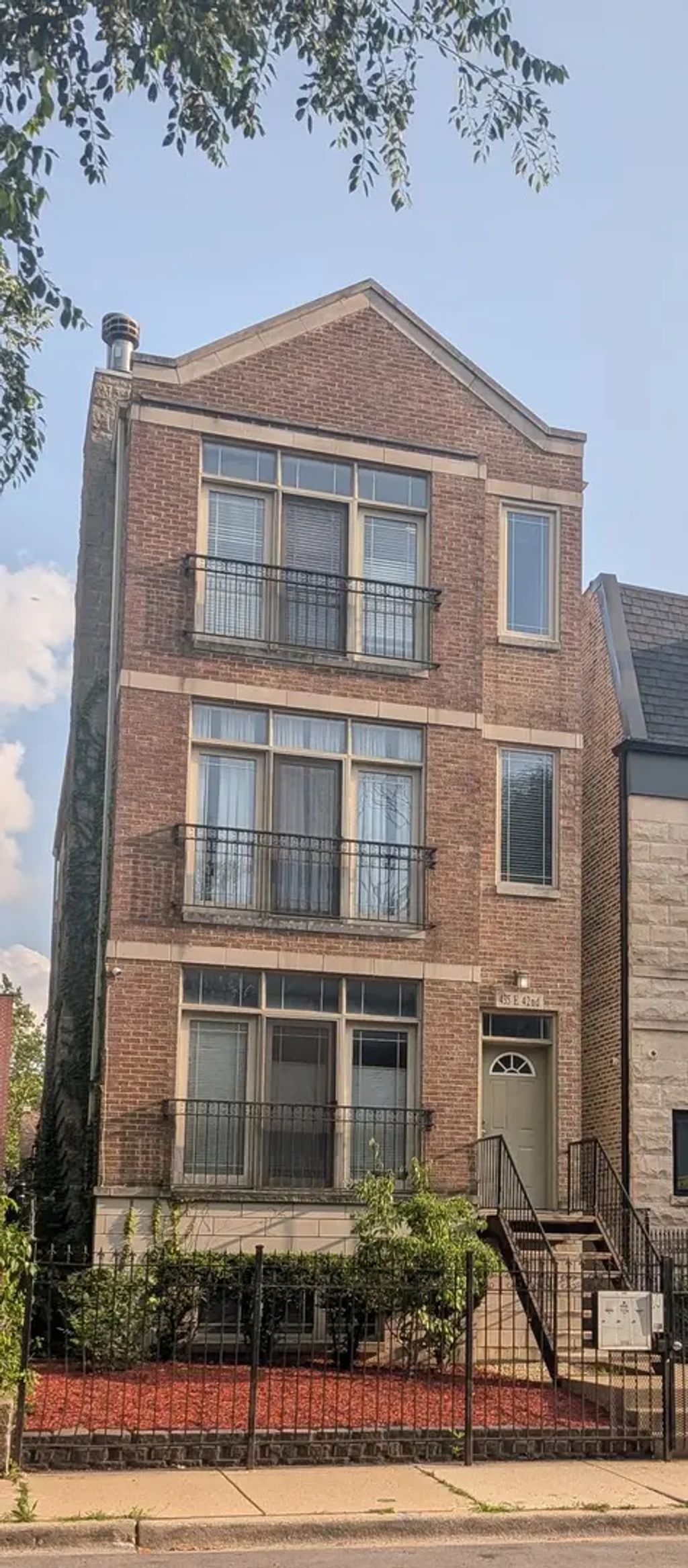 435 E 42nd Street 1, Chicago