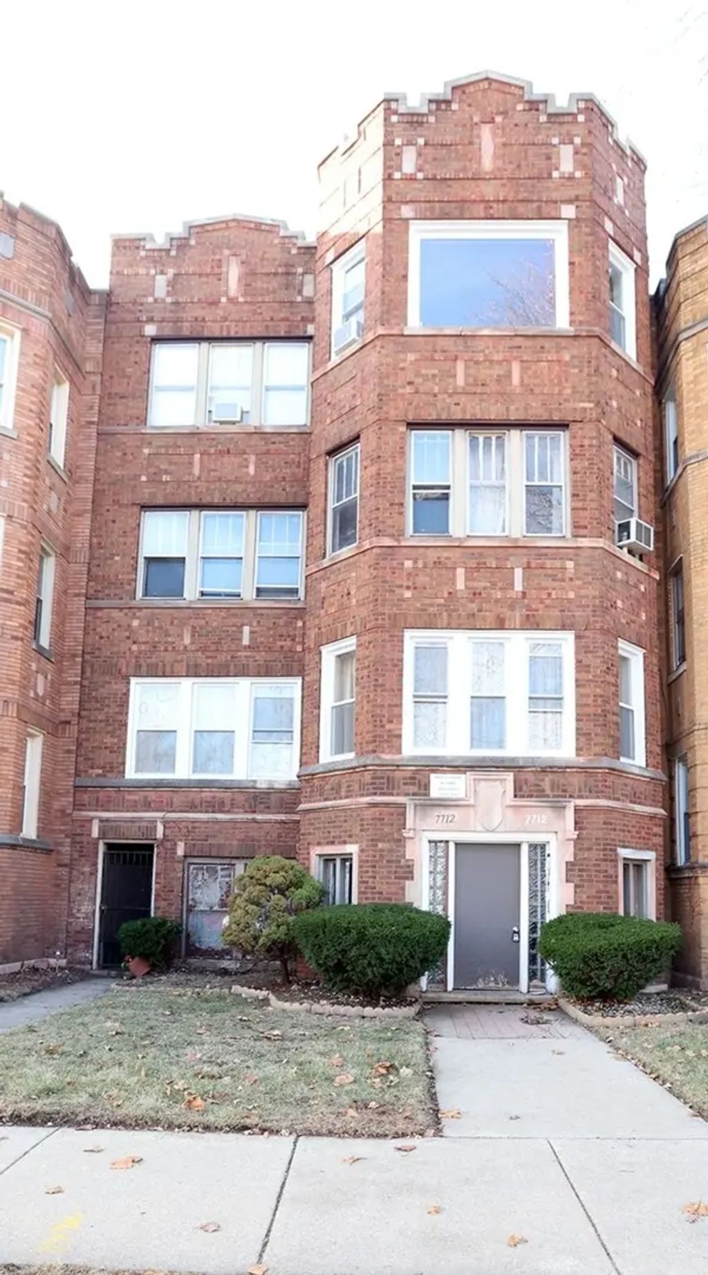 7712 S Ridgeland Avenue, Chicago