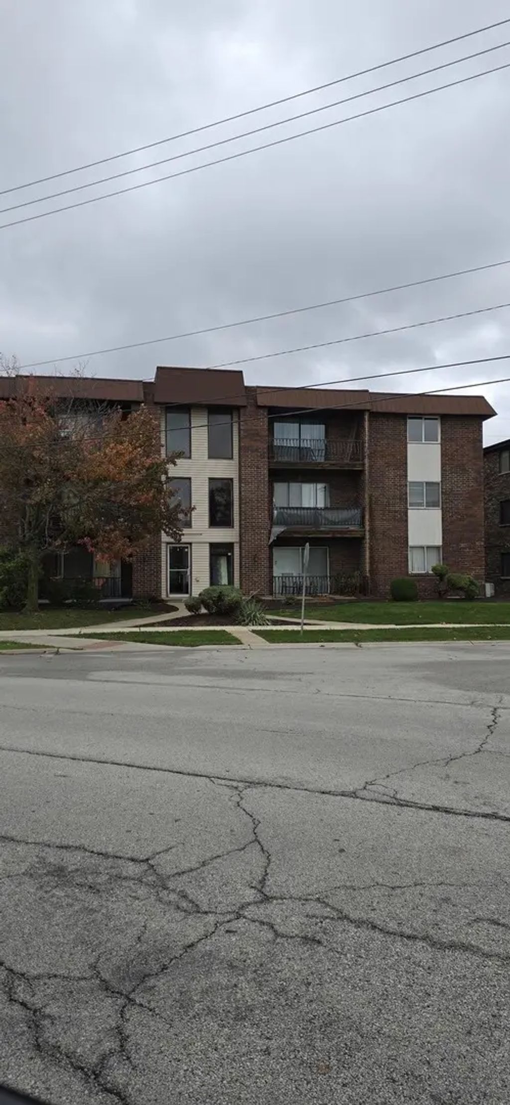 17701 Park Boulevard 304, Lansing