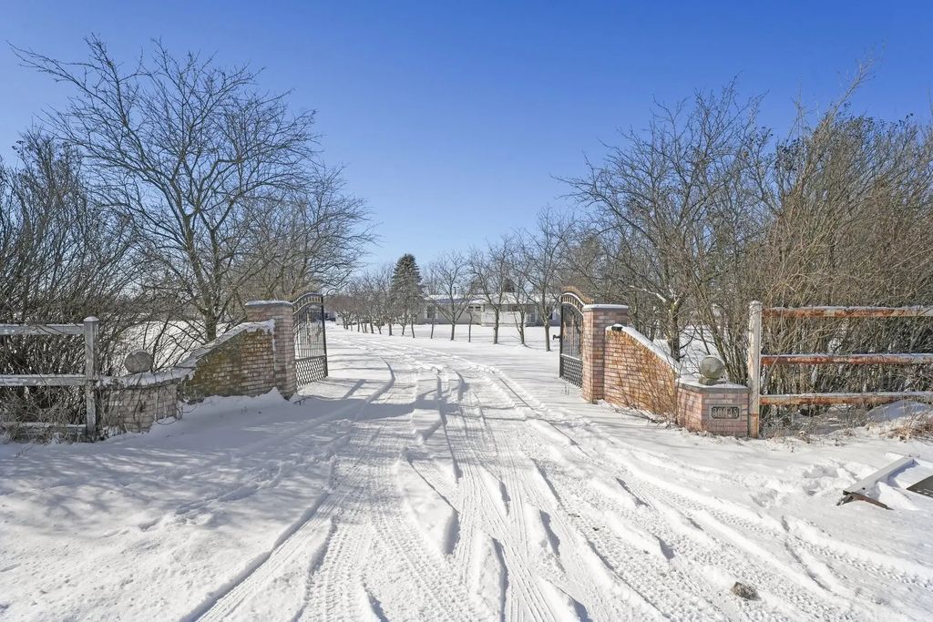 30048 S Klemme Road, Beecher