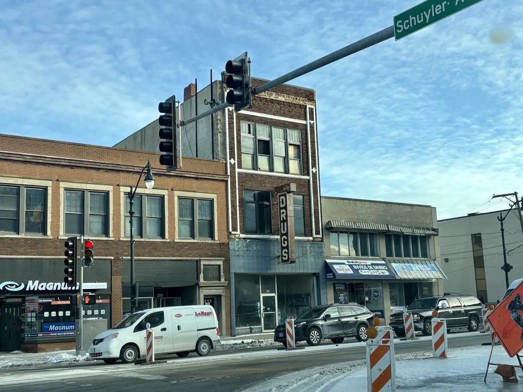 217 E Court Street, Kankakee