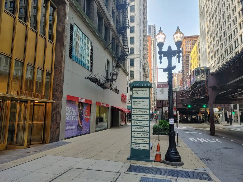 111 N Wabash Avenue 1422, Chicago