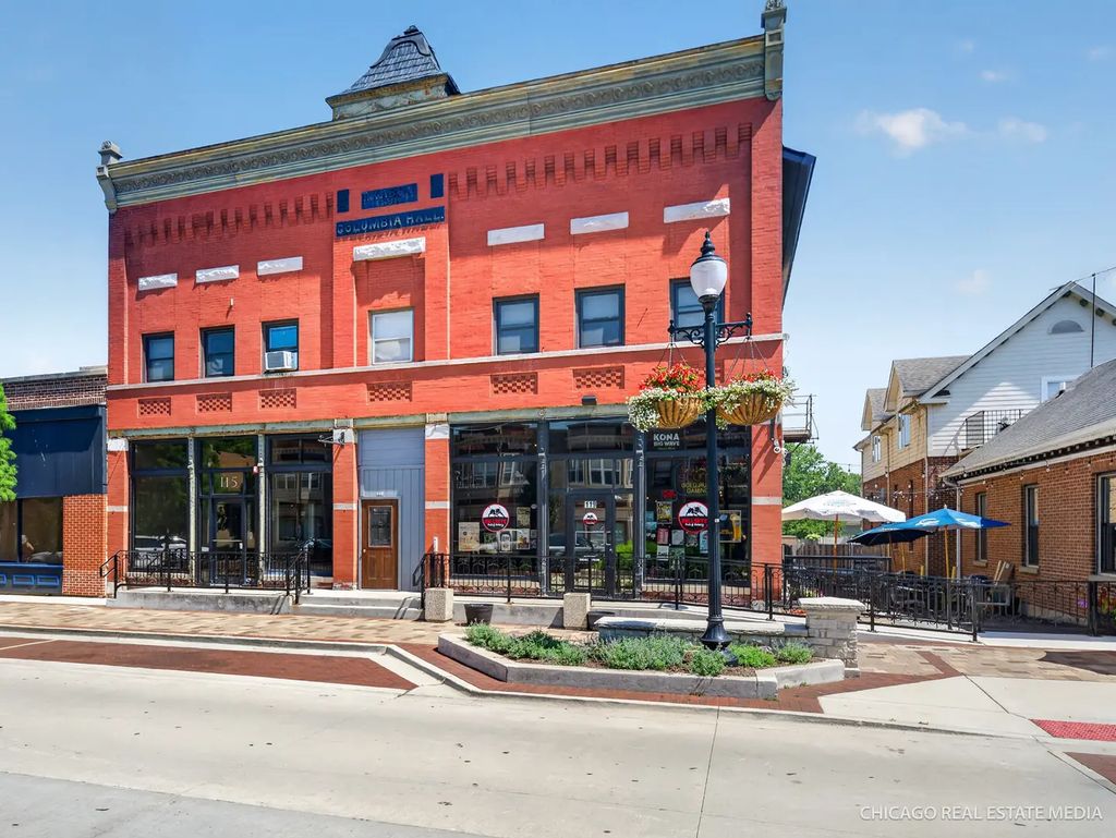 115 S Main Street 115-119, Algonquin