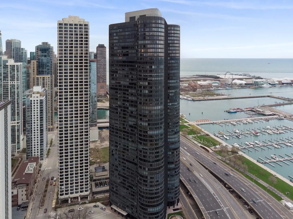 155 N Harbor Drive 5407, Chicago, 60601