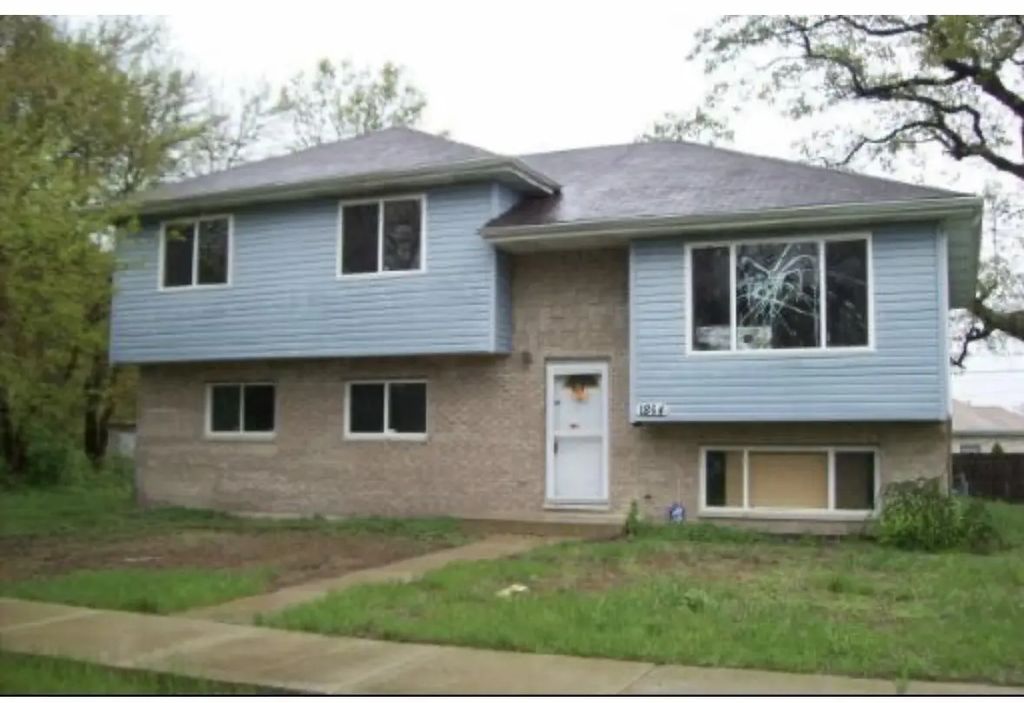 1864 Michigan City Road, Calumet City