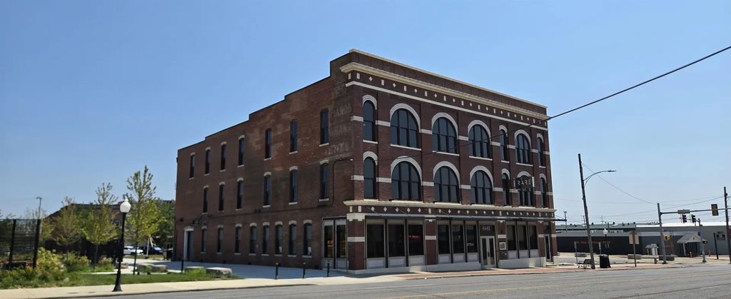 224 S 10th Street, Mt Vernon