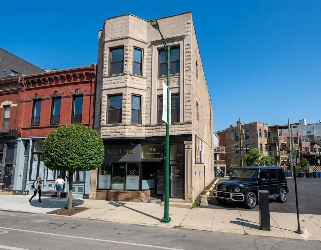 2816 N Lincoln Avenue Basement, Chicago