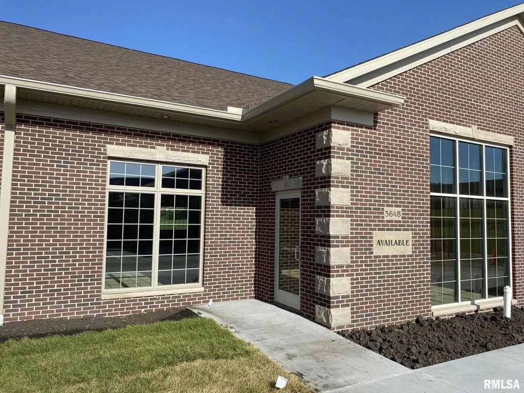 3648 Utica Ridge Road, Bettendorf