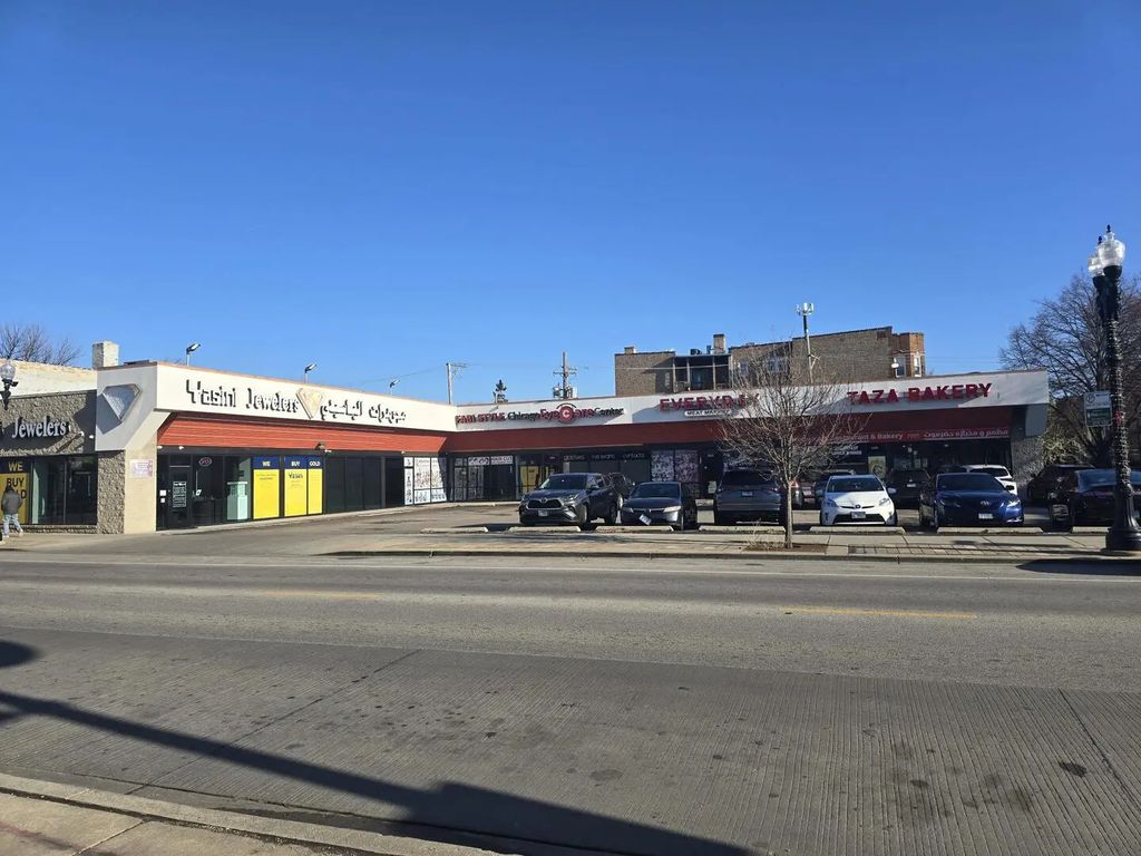 3102 W Devon Avenue, Chicago, 60659