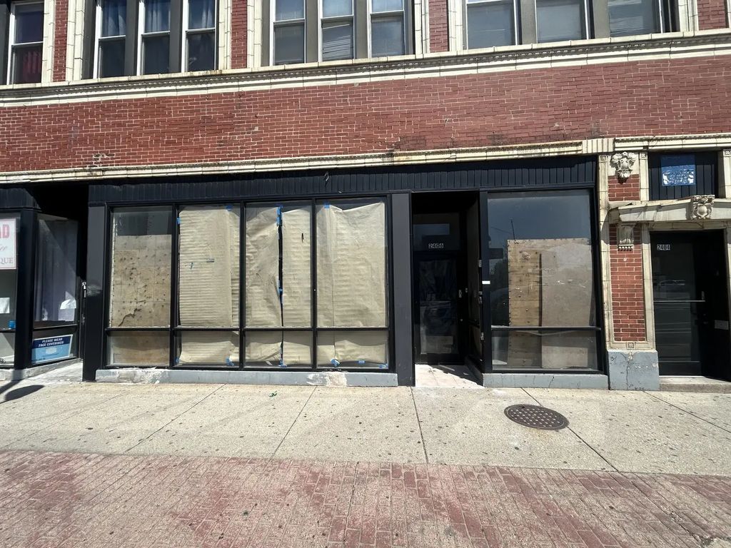 2406 W 63rd Street 06, Chicago