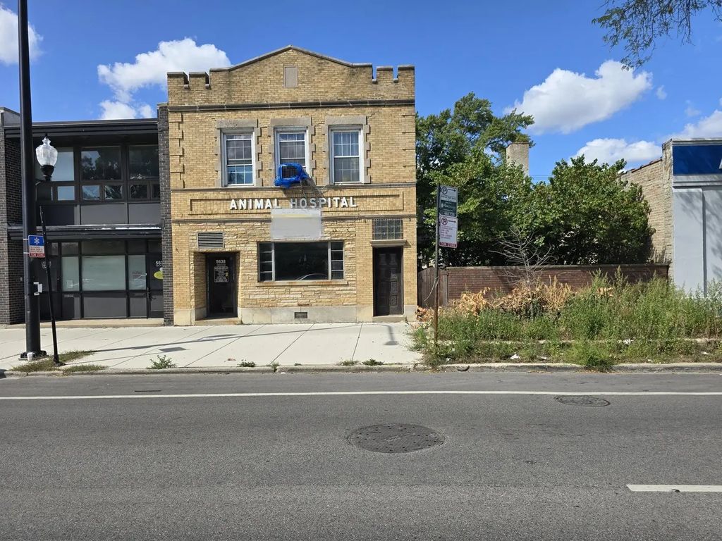 5638 N Western Avenue, Chicago, 60659
