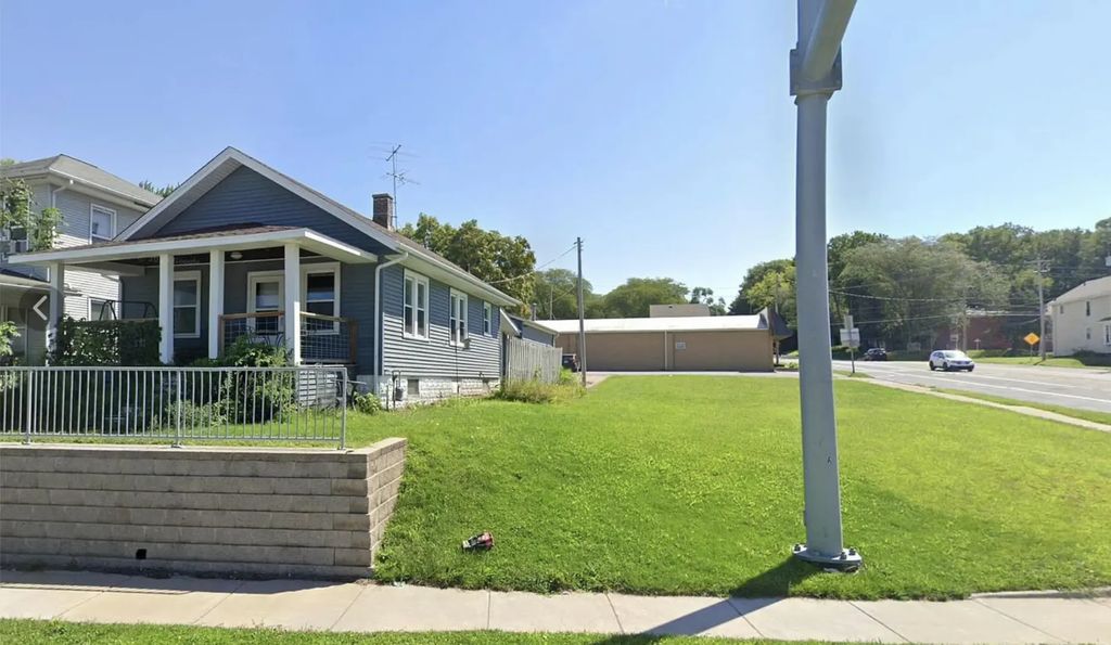 4529 11th Street, Rock Island
