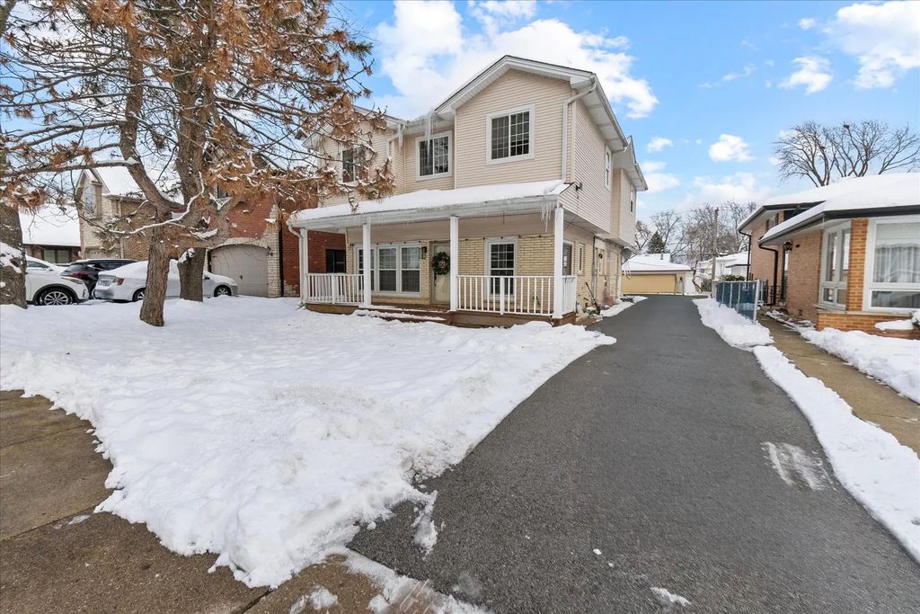 9341 S 82nd Avenue, Hickory Hills