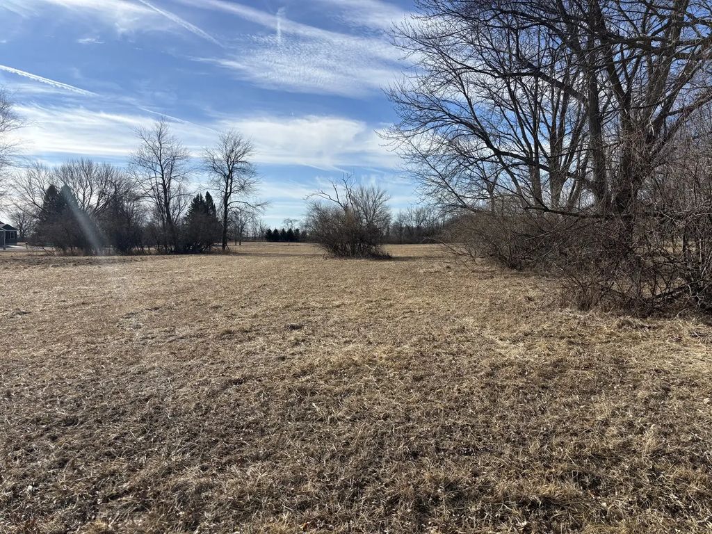 651 Lake Wildwood Drive, Varna