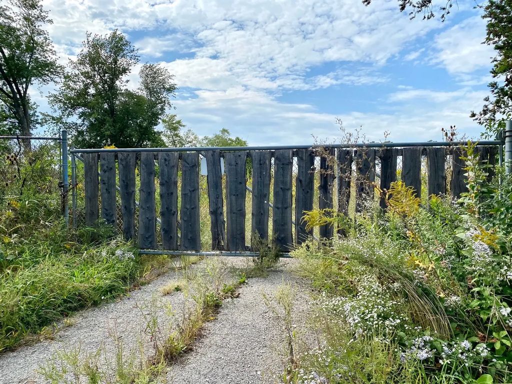 28884 N Il Route 83 Street, Mundelein