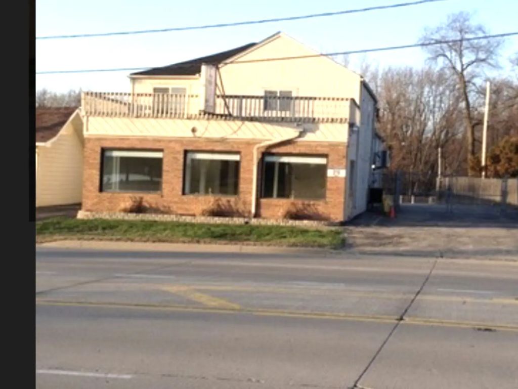 216 Rand Road, Lakemoor