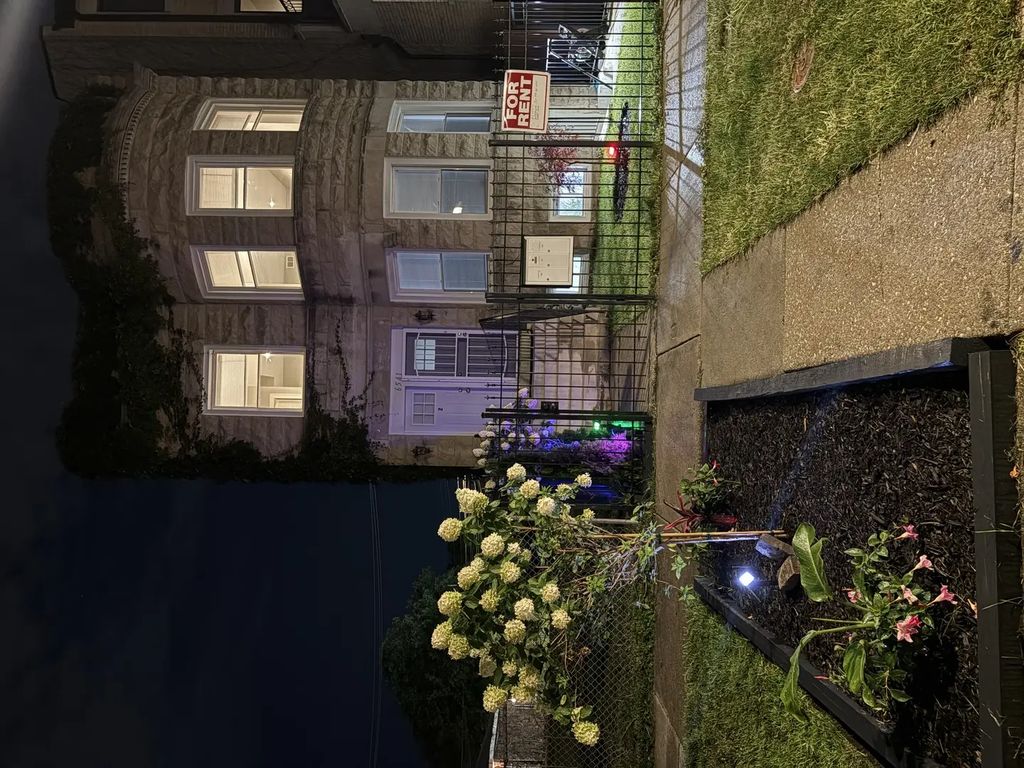 6541 S Ingleside Avenue 2, Chicago, 60637