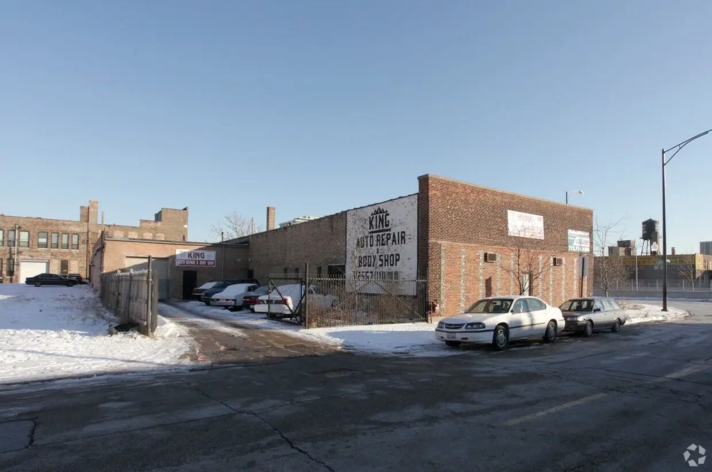 2421 S Wabash Avenue, Chicago, 60616