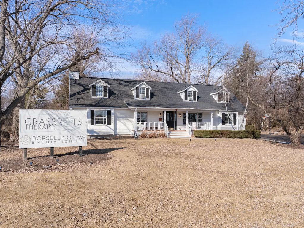 959 W Ogden Avenue, Naperville