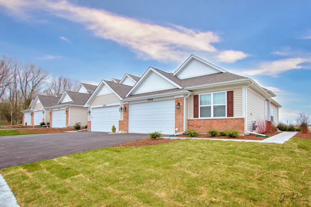 3928 Monica Lane, Johnsburg